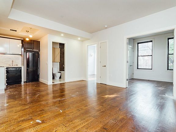2nd image of 137 Manhattan Ave APT 1A