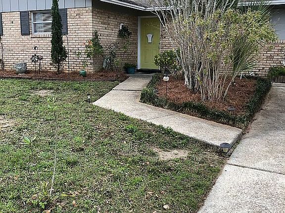 3rd image of 6261 Audubon Dr