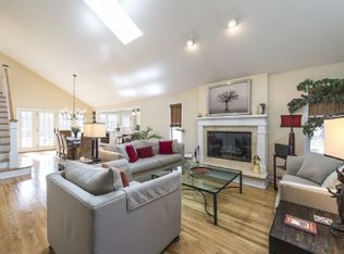 12 Arthur Ave, Bridgehampton, NY 11932