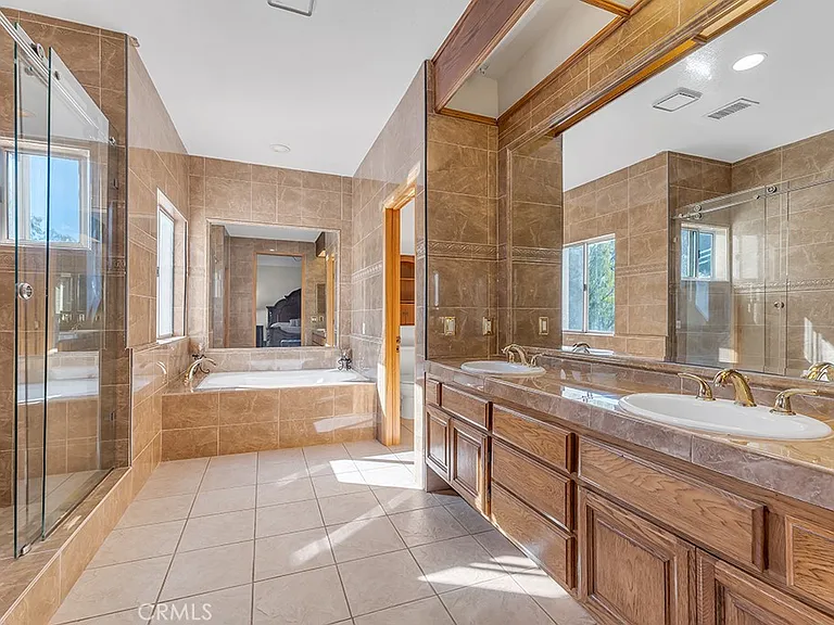 26940 Whitehorse Pl — Photo 33