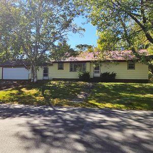 78 Massachusetts Avenue, Millinocket, ME, 04462