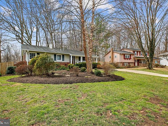 5th image of 13706 Drake Dr