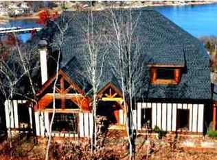 1112 Robin Ridge Ln, Hiawassee, GA 30546