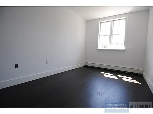 Rented by Aclawrence | media 27