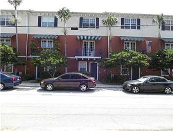 1st image of 2217 NE 9th Ave