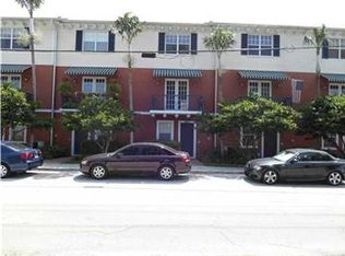 2217 NE 9th Ave, Wilton Manors, FL 33305