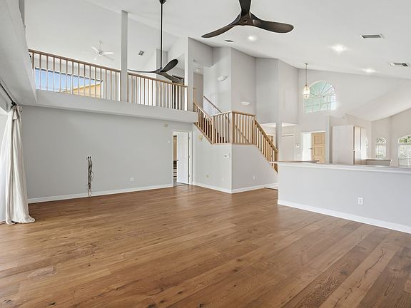 4th image of 11519 Whispering Hollow Dr