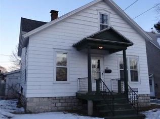 1110 Wells St, Marinette, WI 54143