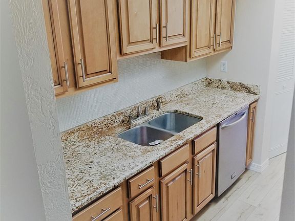 3rd image of 118 S Halifax Ave APT 408