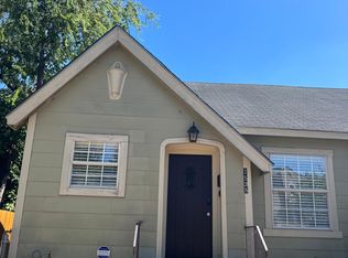 1528 W Woodlawn Ave #1528, San Antonio, TX 78201