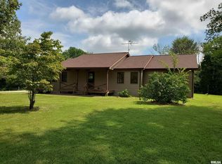 16 Homberg Rd, Golconda, IL 62938