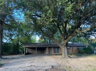 107 E Lynnwood Ln, Longview, TX 75604