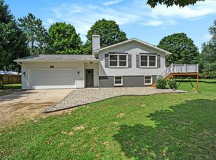 39578 County Road 653, Paw Paw, MI 49079