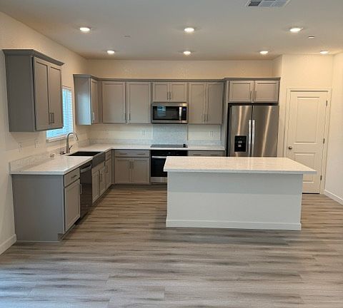 2nd image of 7096 Vail Ranch Rd #1