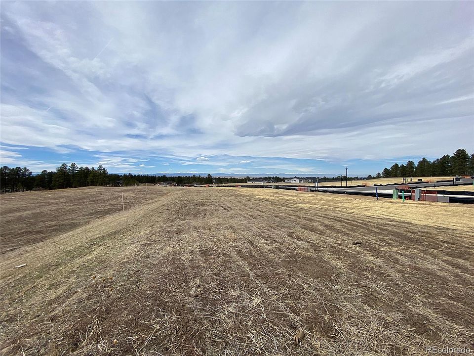 1st image of 9798 Majestic Oak Dr