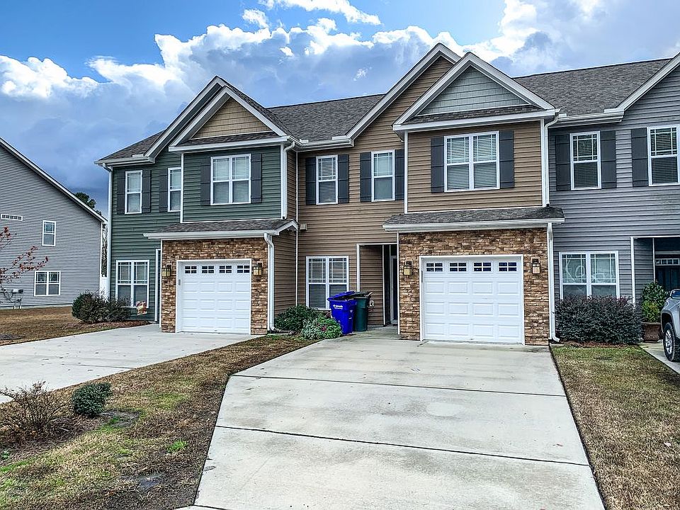 1st image of 1805-2 Fox Den Way
