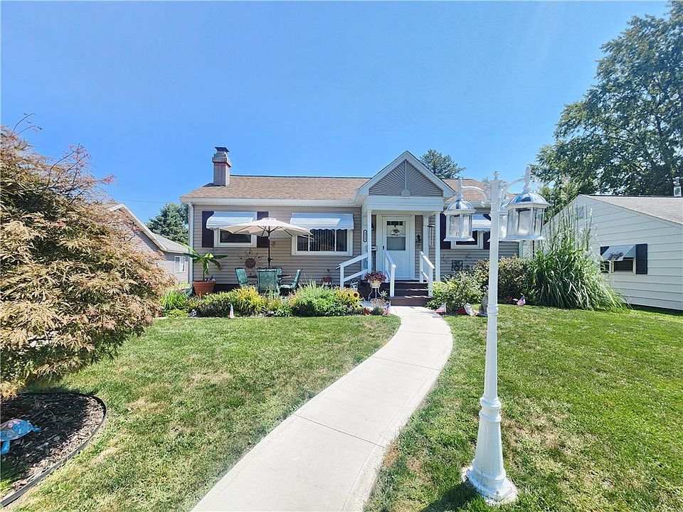 1st image of 1312 S Lawn Dr