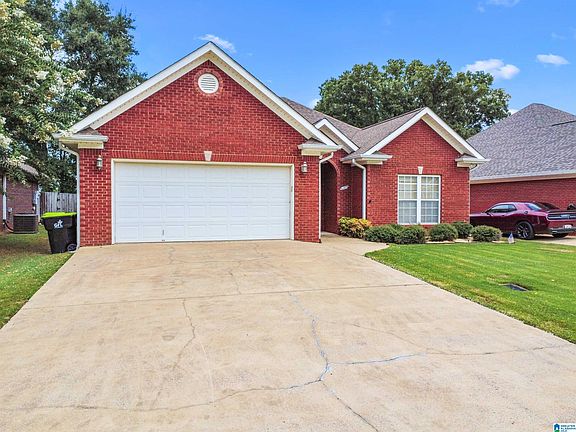 3rd image of 30 Ashton Ln
