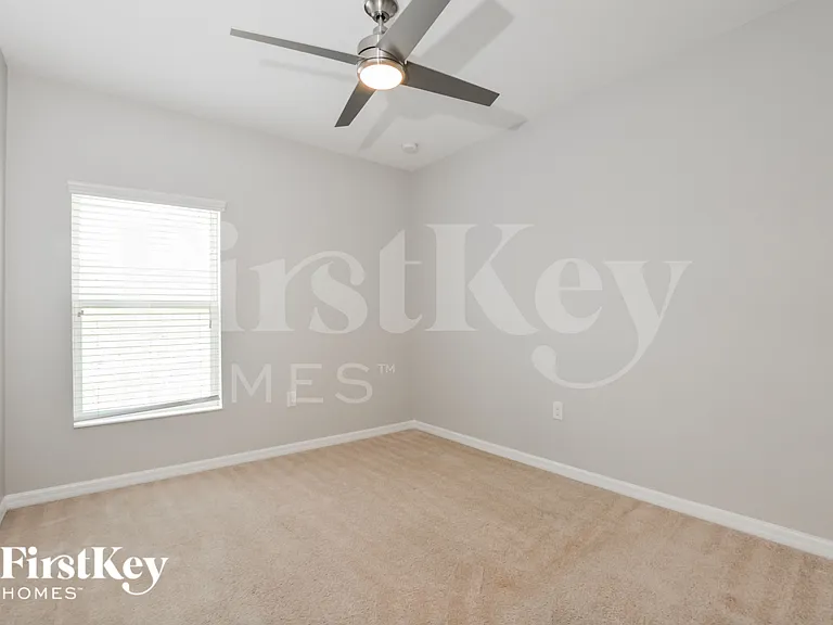 606 Black Eagle Dr — Photo 10