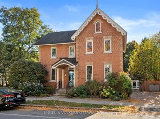 105 Crichton St, Ottawa, ON K1M1V8