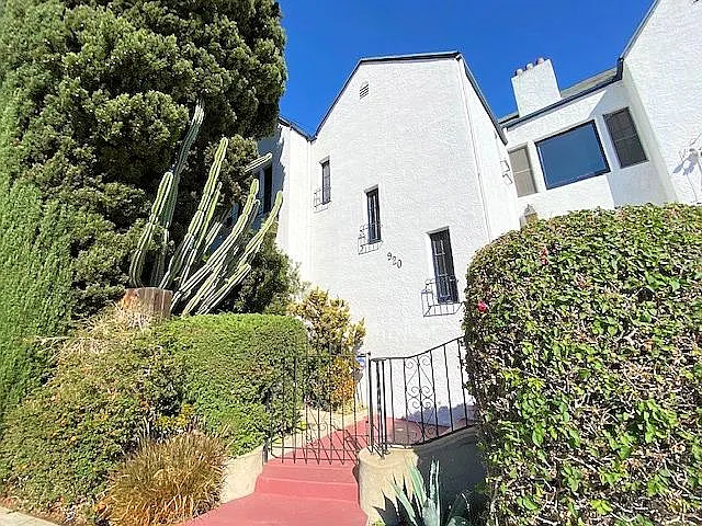 920 N Hoover St #B — Photo 19