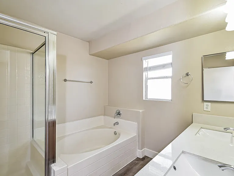 1820 Loida Ct — Photo 11