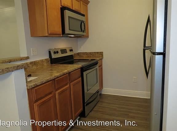 3rd image of 119 Cadiz St APT 103