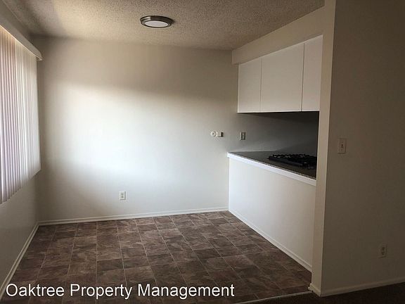 2nd image of 156 S Laurel St APT 16