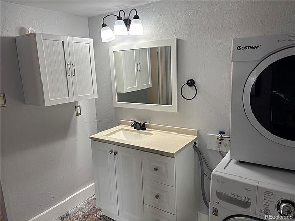 4th image of 9995 E Harvard Avenue Bldg R #282