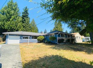 1138 N 166th St, Seattle, WA 98133