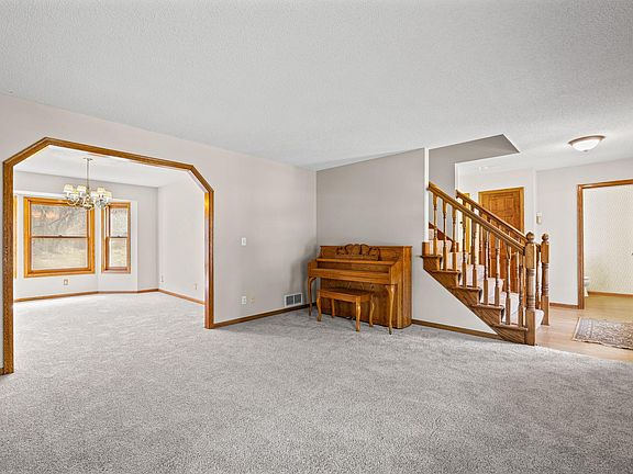 3rd image of 10013 170th St W
