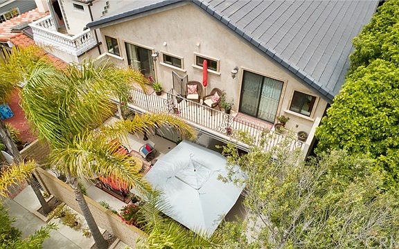 3rd image of 4827 Lido Sands Dr