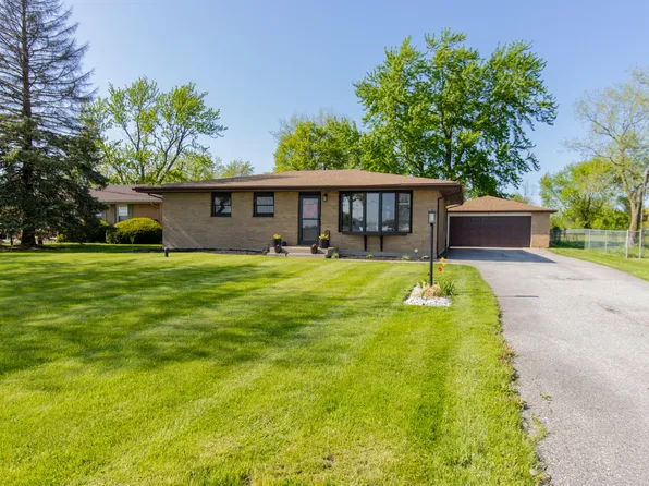 8352 Old Lincoln Hwy, Hobart, IN 46342