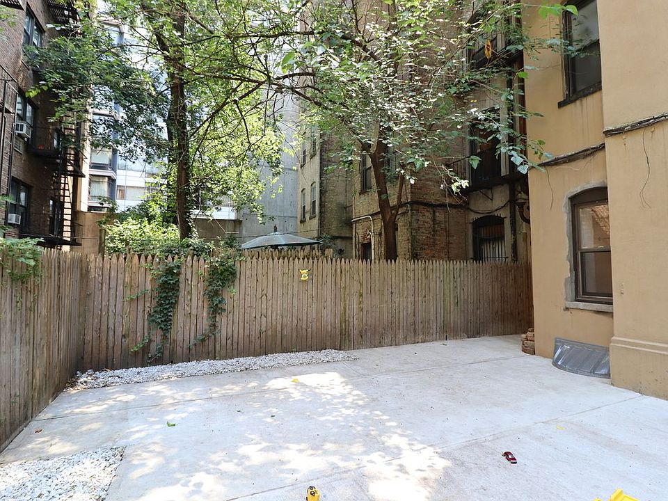 2nd image of 535 E 87th St #1B