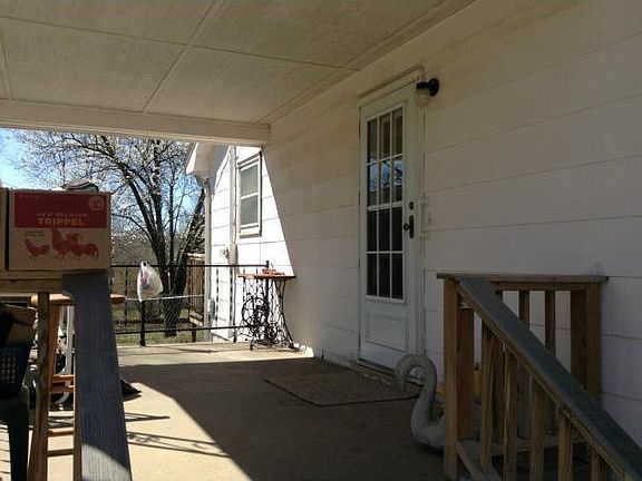 2nd image of 1315 Kiowa St