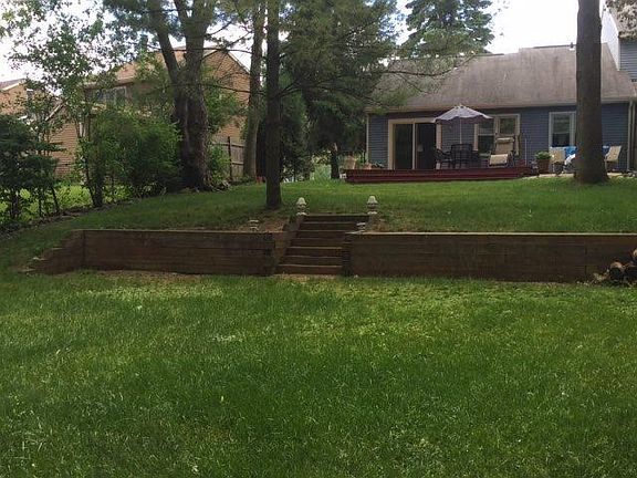 4th image of 50 Carriage Rd