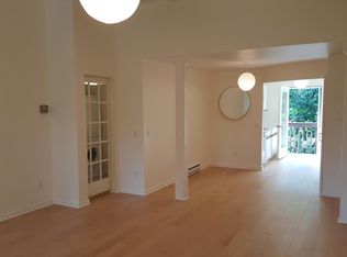 53 Clark, Northampton, MA 01060