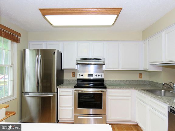 2nd image of 5231 Saint Genevieve Pl