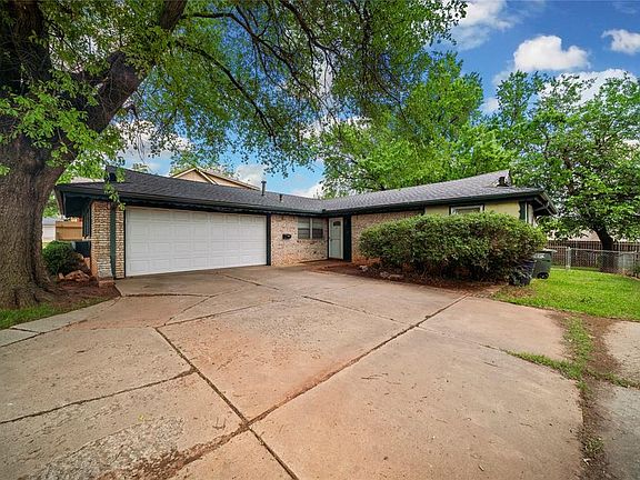 3rd image of 2606 Michael Dr