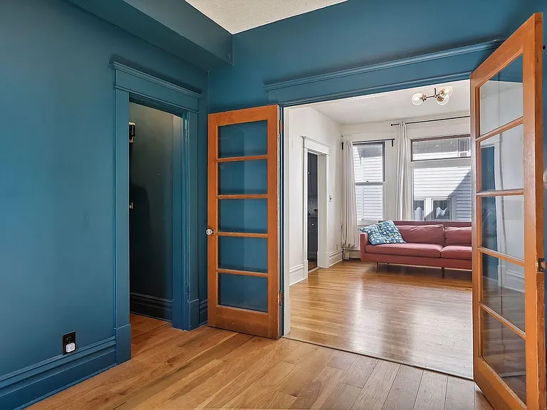 674 Orange Ave E #2 — Photo 4