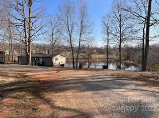 1295 Nolen Farm Ln, Lincolnton, NC 28092