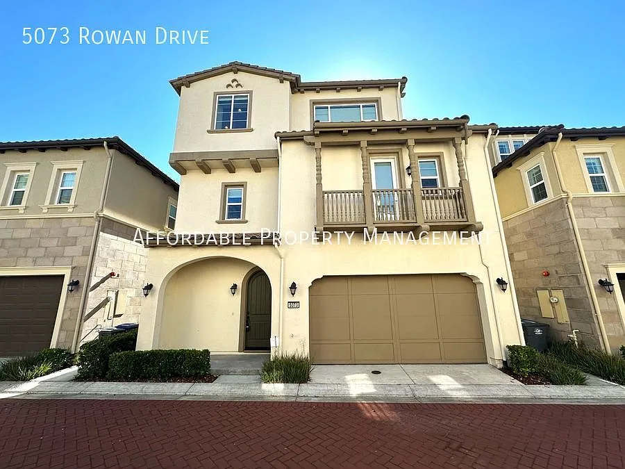 5073 Rowan Dr photo 1