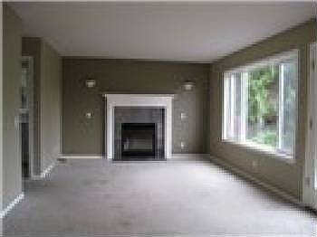 4th image of 11928 205th Dr SE