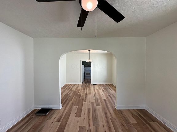 5th image of 525 Oak St