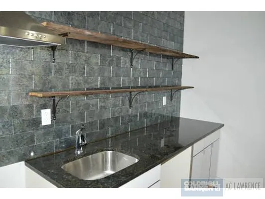 Rented by Aclawrence | media 37