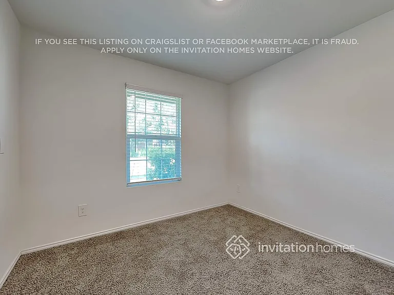 10527 Sewell Cir — Photo 14