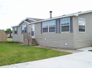 16166 Normandy St, Clinton Township, MI 48038