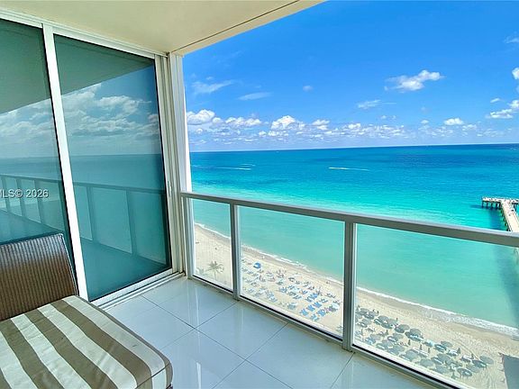 4th image of 16699 Collins Ave APT 1602