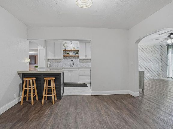 5th image of 6213 Old Town St