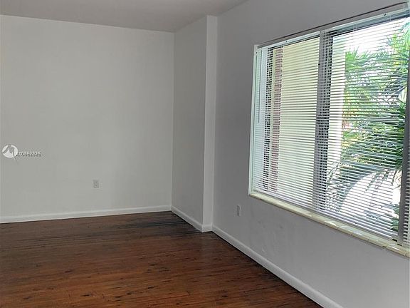3rd image of 1770 Meridian Ave APT 201